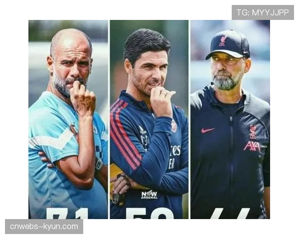 场边的传承:瓜迪奥拉与西蒙尼在球员通道内的长时间交谈 场边的传承:瓜迪奥拉与西蒙尼在球员通道内的长时间交谈